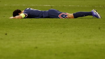 Soccer Football - Champions League - Round of 16 Second Leg - Real Madrid v Paris St Germain - Santiago Bernabeu, Madrid, Spain - March 9, 2022 Paris St Germain's Marquinhos looks dejected after the match REUTERS/Susana Vera