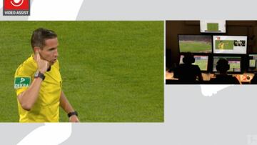 Primer penalti por VAR en una gran liga...?a favor del Bayern!