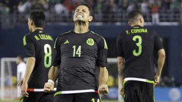 'Chicharito' maquilla a México