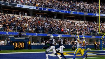 DeMarcus Lawrence anotó devolviendo un balón suelto 19 yardas.