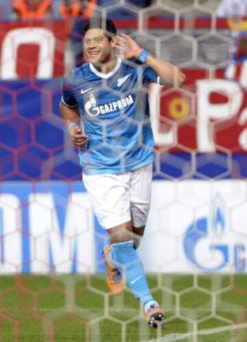 Hulk celebra el 1-1.