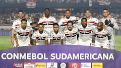 AMDEP6495. SAO PAULO (BRASIL), 25/09/2022.- Jugadores del Sao Paulo posan en un partido de las semifinales de la Copa Sudamericana ante Athletico Paranaense, el 9 de septiembre de 2022, en el estadio en Sao Paulo (Brasil). La edición 21 de la Copa Sudamericana entregará este sábado en la ciudad argentina de Córdoba, escenario de la final entre Sao Paulo e Independiente del Valle, el botín más jugoso de su historia al campeón: 5 millones de dólares, que se suma a los distintos premios otorgados a lo largo de la competencia.EFE/ Sebastiao Moreira
