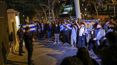 La afici車n del Espanyol vuelve a la carga contra la directiva: ※Chen go home§
