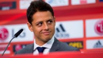 Javier Hern&aacute;ndez en su presentaci&oacute;n con el Leverkusen.