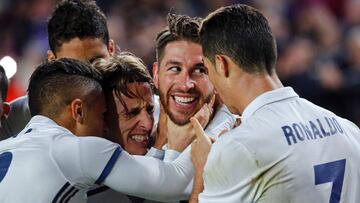 Real Madrid&#039;s defender Sergio Ramos celebrates with Real Madrid&#039;s Croatian midfielder Luka Modric and teammates