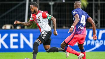 Rotterdam (Netherlands), 08/08/2021.- (lr) Leroy Fer of Feyenoord, Geoffrey Kondogbia of Atletico Madrid during the friendly match between Feyenoord and Atletico Madrid at De Kuip stadium in Rotterdam, Netherlands, 08 August 2021. (Futbol, Amistoso, Pa&ia