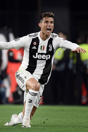 Cristiano marcó el único gol de la Juventus pero no le alcanzó para clasificar al campeón italiano. Ajax avanza con un 3-2 en el marcador global.