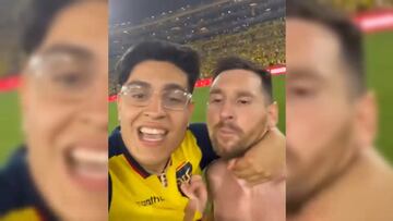 Aficionado se metió al campo y corrió solo para abrazar a Messi