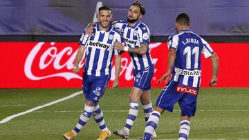 28/11/20 PARTIDO PRIMERA DIVISION 
 REAL MADRID - DEPORTIVO ALAVES 
 PRIMER GOL LUCAS PEREZ PENALTI 0-1 ALEGRIA