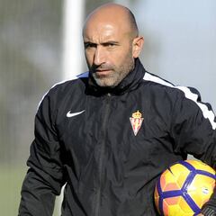 Abelardo trabaja sobre la misma base de jugadores