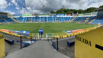 Ante la ausencia de árbitros para los cotejos de la jornada dominical, la Liga Mayor de El Salvador tuvo que posponer el resto de actividad en la jornada 2.
