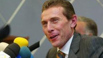 <b>PIEDRA ANGULAR. </B>El vicepresidente del Real Madrid tiene claro que todo el aspecto deportivo descansa en Arrigo Sacchi.