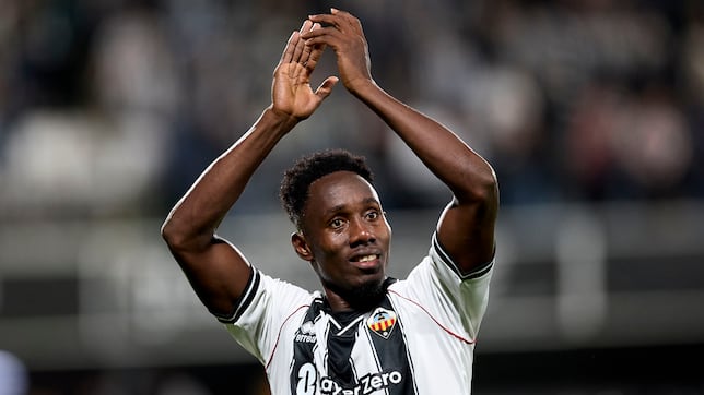 Cipenga y Camara, bajas ante Burgos y Real Sociedad B