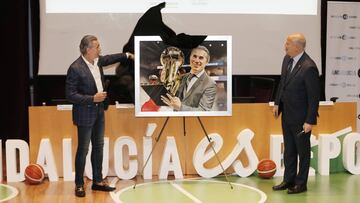 Sergio Scariolo, durante el homenaje recibido en M&aacute;laga.