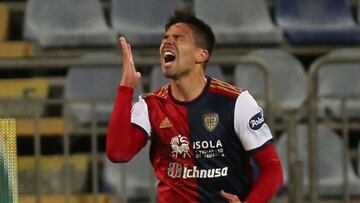 Cagliari (Italy), 14/03/2021.- Cagliari&#039;s Giovanni Simeone jubilates after scoring his team&#039;s first goal during the Italian Serie A soccer match Cagliari Calcio vs Juventus FC at Sardegna Arena stadium in Cagliari, Sardinia island, Italy, 14 Mar