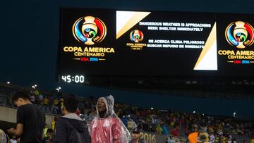 Tormenta en Chicago suspendió la semifinal más de dos horas