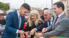 Del Pozo inaugura el renovado complejo deportivo de La Carolina, con pistas de atletismo y un campo de fútbol 7