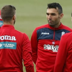 Barral agredió a Cuenca y el Granada le suspende de empleo