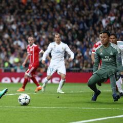 Cuadro a cuadro el gol de James al Madrid que dio ilusión al Bayern
