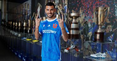 De sonar en Colo Colo a fichar en la U: “Aquí fue capitán, algo que no es para cualquiera”