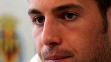 <b>CON ESPERANZAS</b>. El portero confía en el futuro porque "aún" es "joven".