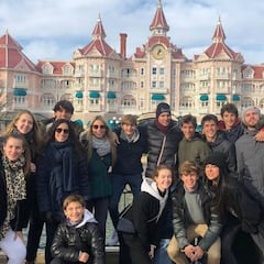 Rafa Nadal disfruta de Disneyland París en familia