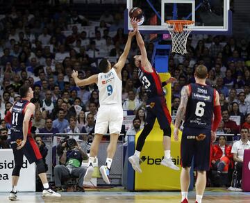 El primer partido entre el Real Madrid y el Baskonia