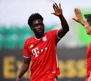 Alphonso Davies comparte imagen junto a Lionel Messi
