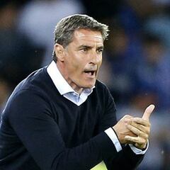 Las credenciales de Míchel González en su llegada a Pumas