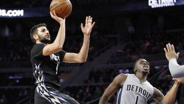 Ricky Rubio y Reggie Jackson durante un Pistons-Timberwolves.