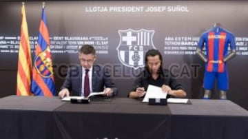 Ronaldinho nuevo embajador de Barcelona