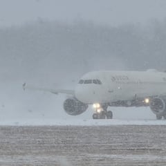 Retrasos y cancelaciones de vuelos en Nueva York: así puedes consultar el estado de tu vuelo y reclamar un reembolso