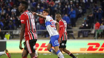 Futbol, Universidad Catolica vs Sao Paulo.
Copa Sudamericana 2022.
El jugador de Universidad Catolica Diego Valencia, derecha, celebra su gol contra Sao Paulo durante el partido por los octavos de final de la Copa Sudamericana realizado en el estadio San Carlos de Apoquindo, Santiago, Chile.
30/06/2022
Jonnathan Oyarzun/Photosport

Football, Universidad Catolica vs Sao Paulo.
2022 Copa Sudamericana Championship.
Universidad Catolica’s player Diego Valencia, right, celebrates his goal against Sao Paulo during match round of 16 of Copa Sudamericana championship held at San Carlos de Apoquindo stadium in Santiago, Chile.
06/30/2022
Jonnathan Oyarzun/Photosport