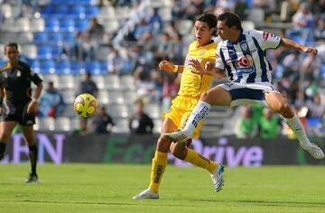 El central mexicano debutó con América en el 2007 pero no duró mucho en el primer equipo. Estuvo varias temporadas jugando en la sub 20 y en 2010 tuvo otra oportunidad en la Liga MX con Querétaro. No obstante, el canterano águila sólo jugó 15 partidos en un año. Pasó por Lobos, Puebla, Tecos, Mineros de Zacatecas y Cimarrones, pero sin pena ni gloria. Actualmente juega con los Venados de Yucatán.