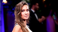 María Pombo desvela el libro que se está leyendo: “Me está costando un poco, pero es facilito”