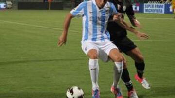 <b>BUENA IMAGEN. </b>Joaquín controla el balón ante la presión de un jugador de la Juventus.