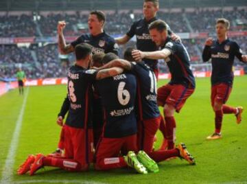 Los jugadores celebran el 0-1 de Griezmann. 