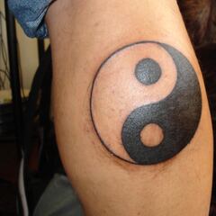 ¿Qué significa el tatuaje de este símbolo chino que lleva mucha gente en su cuerpo?