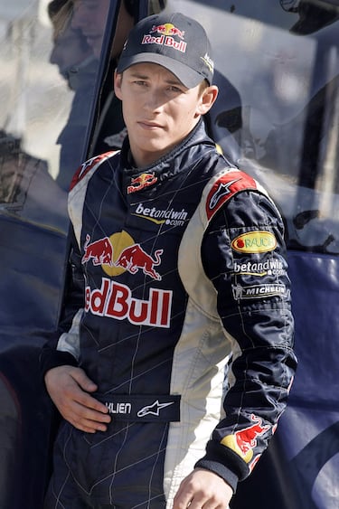 Llegó a la Fórmula 1 gracias al apoyo de Red Bull y después de formarse en la Fórmula Renault Italiana y Fórmula 3 Euroseries. En 2004 debuta en Jaguar junto a Webber y en 2005 tras unas pruebas invernales se hace con el asiento energético como compañero de David Coulthard. Un quinto puesto en China 2005 es su mejor bagaje en un coche que aún no aspiraba a grandes metas como años más tarde.