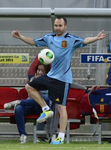 Iniesta.