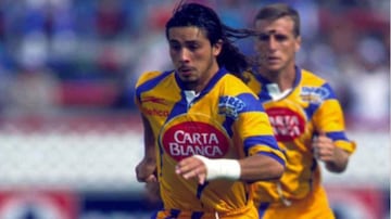 Los 30 chilenos más destacados en la historia del Fútbol MX