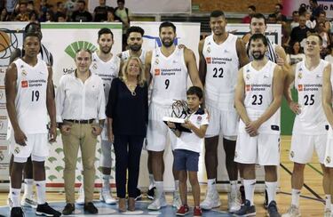 Usman Garuba luce y el Madrid dobla a un Unicaja en cuadro