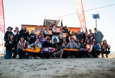 Chiclana culmina con ¨¦xito el primer Spain Wingfoil Tour