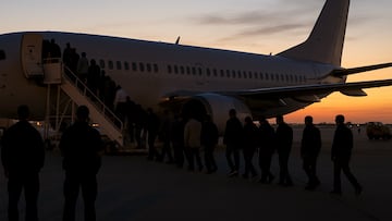 Deportation plane - artist's impression