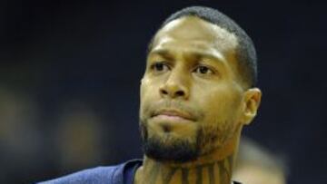 James Johnson, arrestado por violencia doméstica