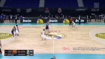 Eres un loco maravilloso, Sergio Llull: canastón desde su campo a falta de 2 minutos 30 segundos
