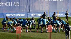 El Atlético prepara la Copa sin Giménez ni Lenglet