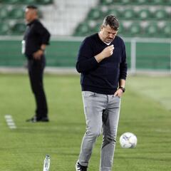 Óscar: "Tengo muchas ganas, pero seguir no depende de mí"