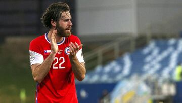 Futbol, Chile vs Bolivia.
Copa America Brasil 2021.
El jugador de Chile Ben Breneton, celebra su gol contra Bolivia durante el partido del grupo B de Copa America disputado en el estadio Arena Pantanal.
Cuiaba, Brasil.
18/06/2021
XXXXXX/AGIF/Photosport
Football, Chile vs Bolivia.
Brazil Copa America Championship 2021.
Chile's player Ben Breneton, celebrates his goal against Bolvia during the Copa America Championship at Arena Pantanal stadium in Cuiaba, Brazil.
06/18/2021
XXXXXX/AGIF/Photosport