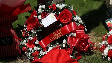 Los aficionados del Liverpool homenajean a Digo Jota tras su fallecimiento el pasado jueves